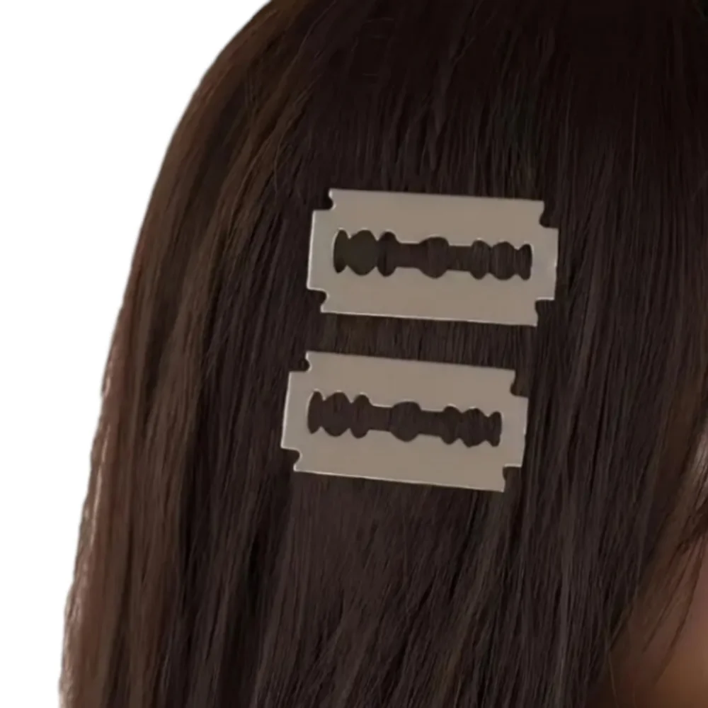 2 PC Set Razorblade Hair Clips - Picture 3 of 5